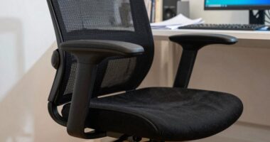 persistent office chair discomfort